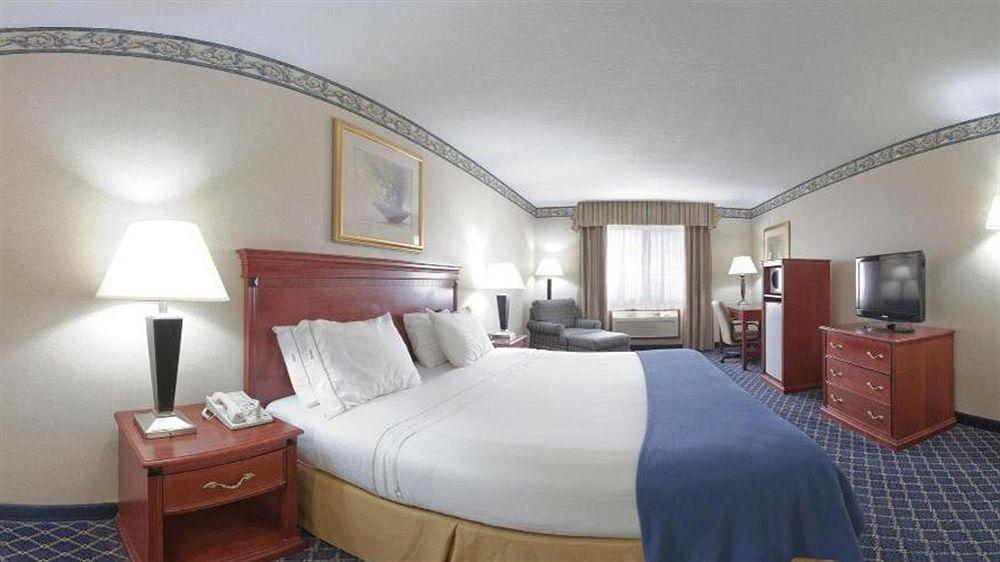Holiday Inn Express & Suites Danville By Ihg Kültér fotó