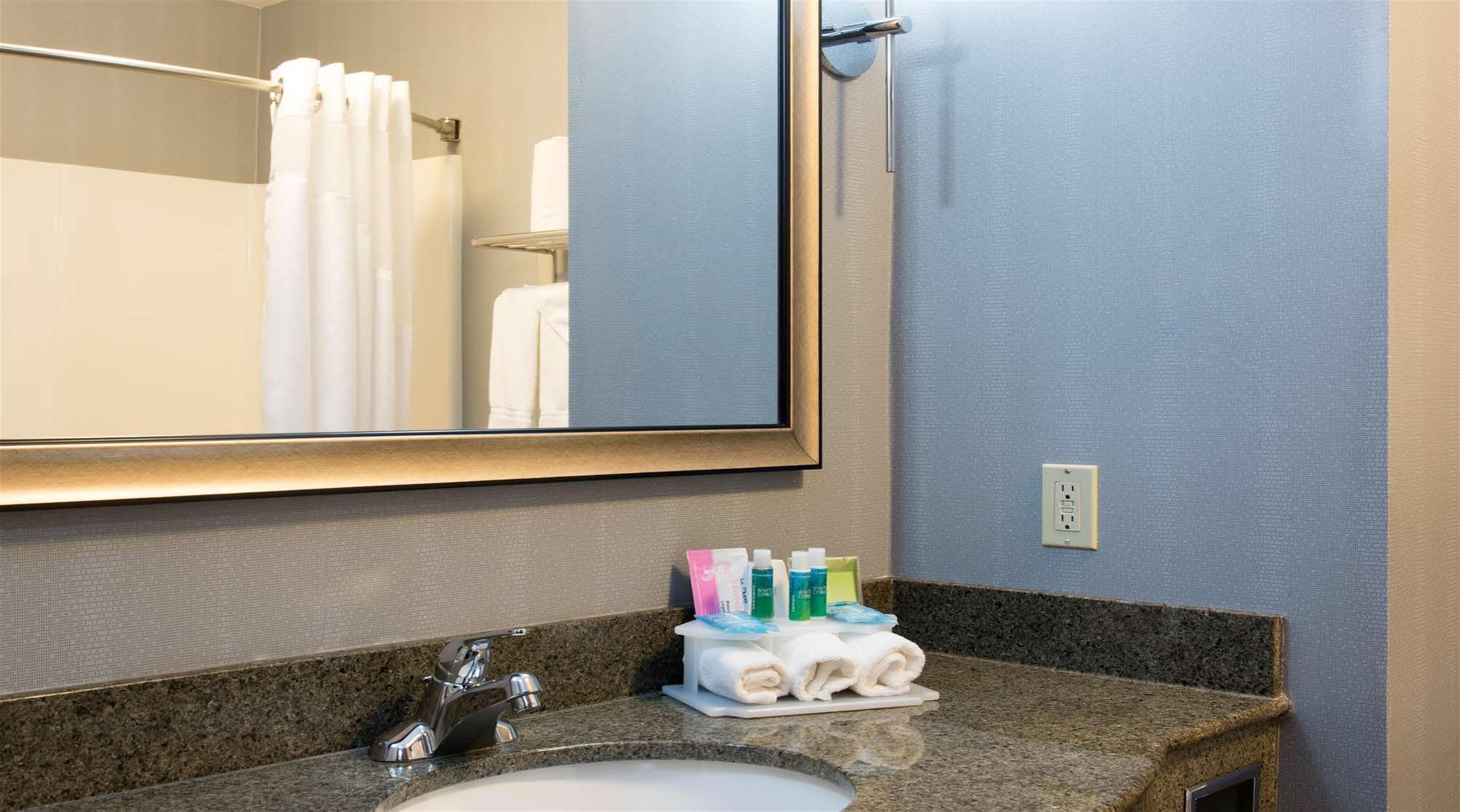 Holiday Inn Express & Suites Danville By Ihg Kültér fotó